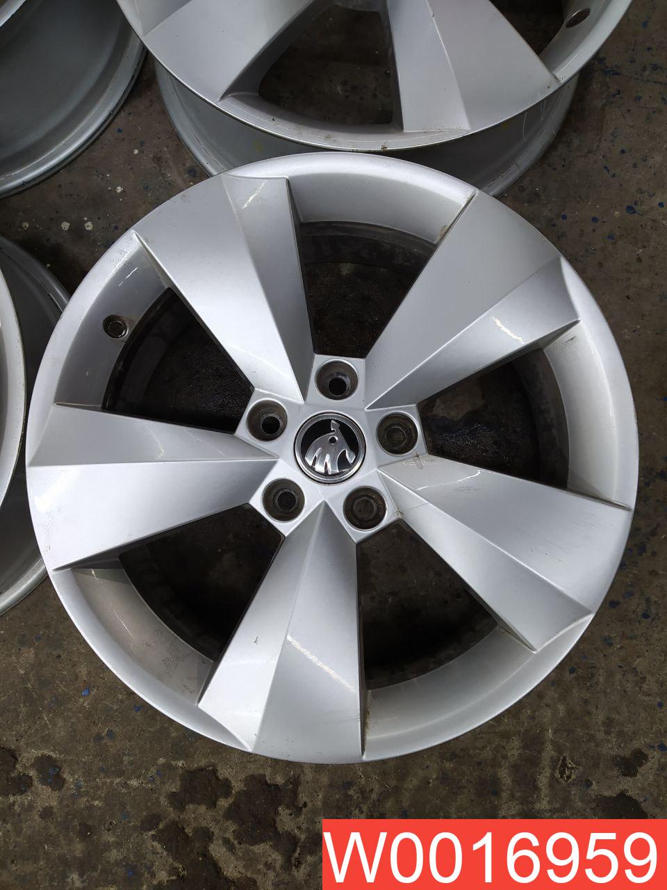 Диски Original Skoda R17 6.5J 5x112 ET38 DIA 57.1 - 50600 руб за 4 шт -  W0016959